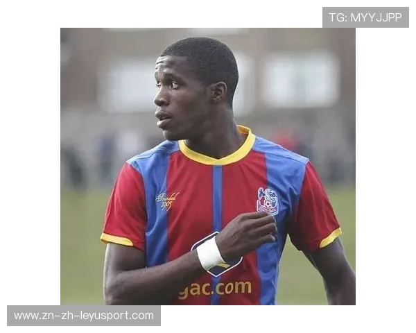 曼联小将扎哈继续大放异彩，成为对手防线最大威胁，扎哈在曼联穿几号